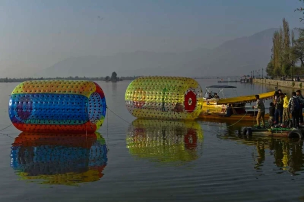 Water Zorbing in Dal lake